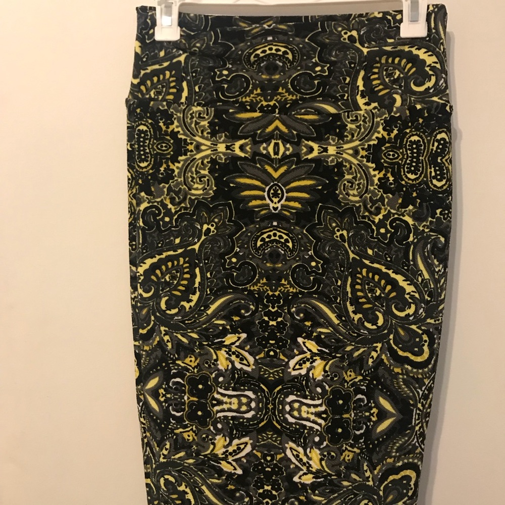 LuLaRoe Cassie XS BNMT